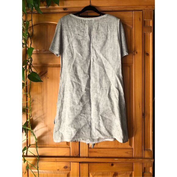 “Muza Poland Linen Dress – Gray, Short Sleeve, Artistic Knit Details (M - Picture 9 of 14